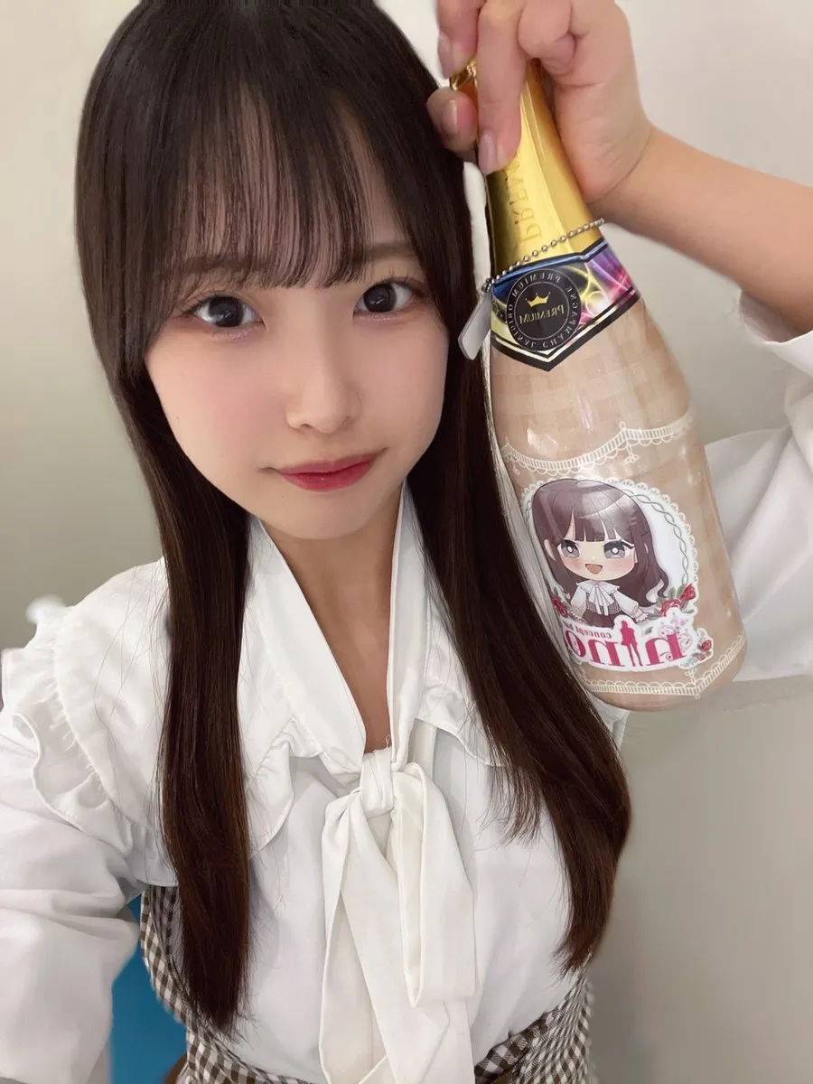 池袋コンカフェ【nino】@Cafe_barnino_