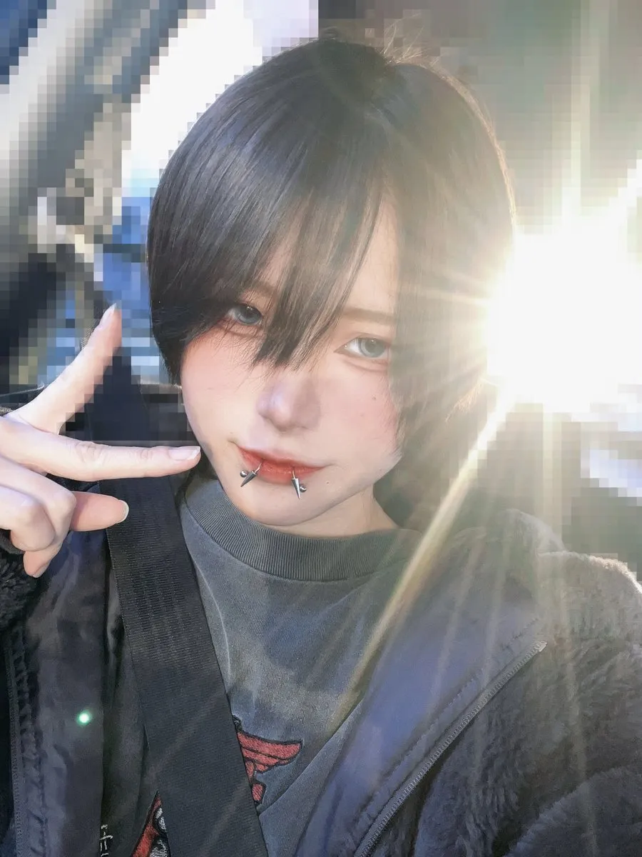 世來@ビジュラム@bjlm_sera