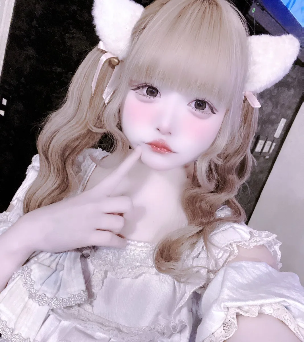 あかちゃんねこ@nya_xx_neko