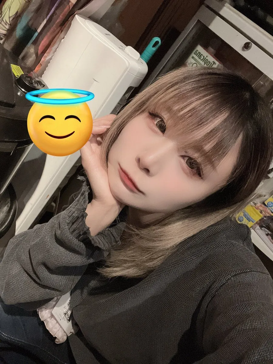 アニソンバーもふる新宿三丁目 コンカフェ最大手🤍@mofru_sanchome