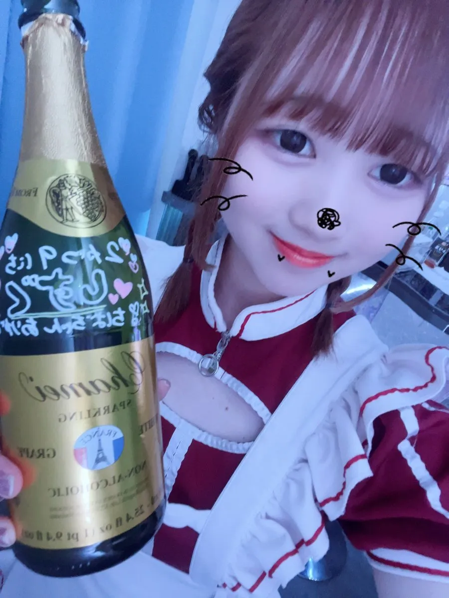 しずく@KOIcafe-コイカフェ-@shizuku_koicafe