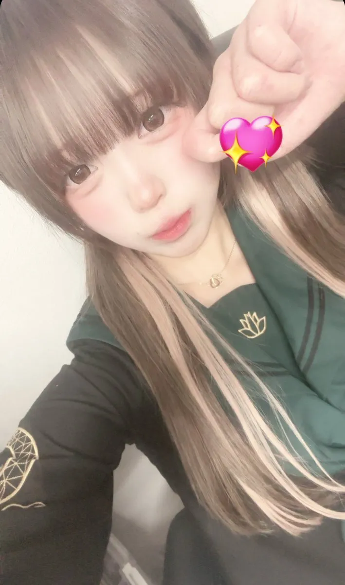 舞白りう🤍🎀4月5日ワンマンライブ！@riu_0427