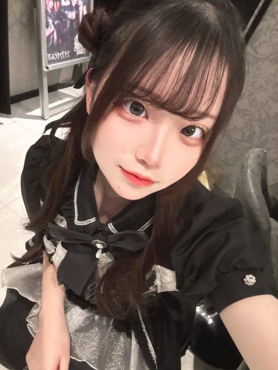 ゆらく@yura9_melanlily