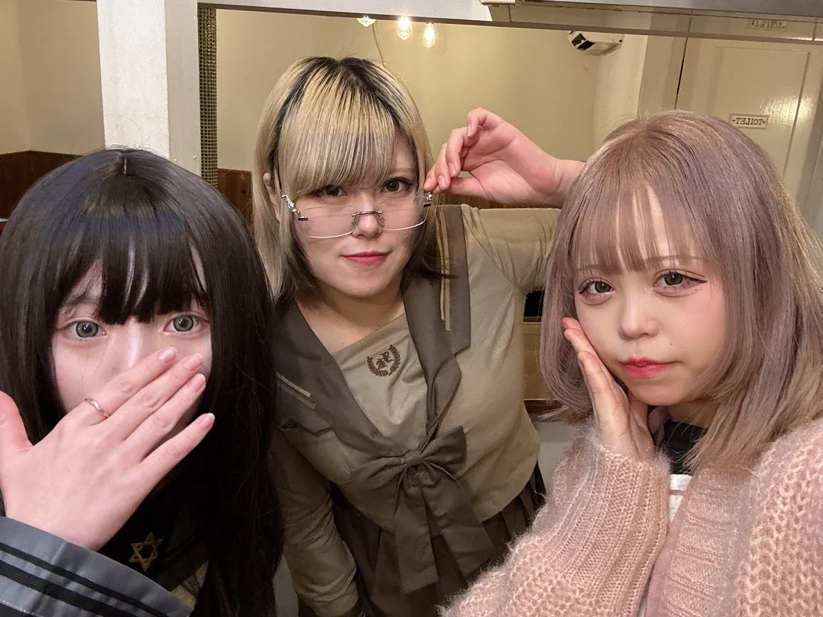 廃墟のエヴァレット大須店RabenSchwarzRitter@Schwarz_evarett