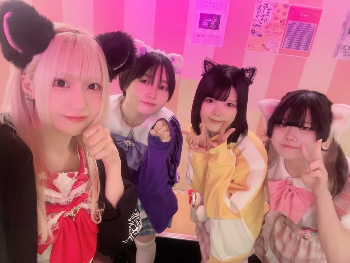 IDOLcafe&Bar くえすちょん?@Bar_question_
