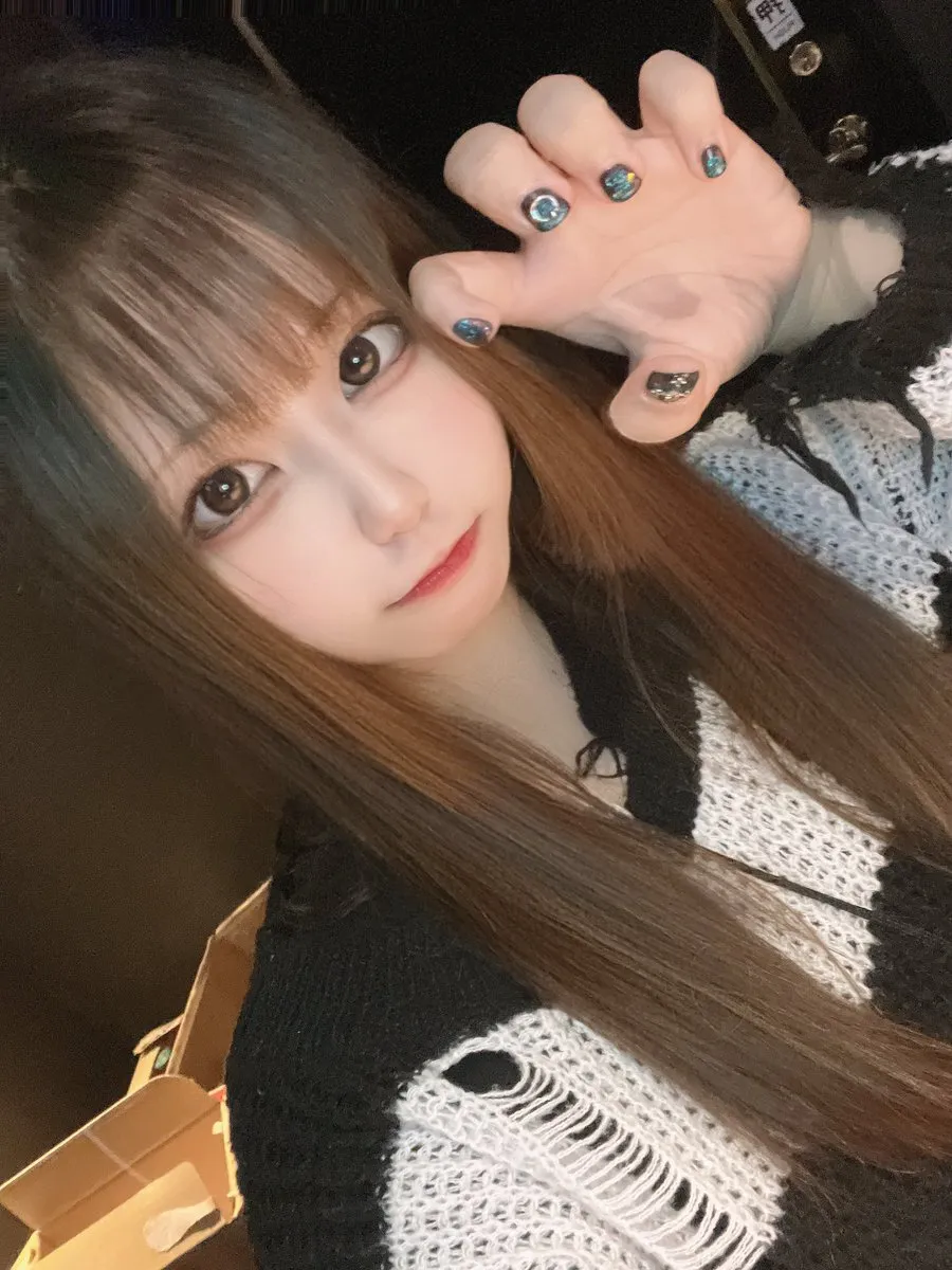 懺悔コンカフェ闇堕ち♡めんたるしすたぁず@zange_con