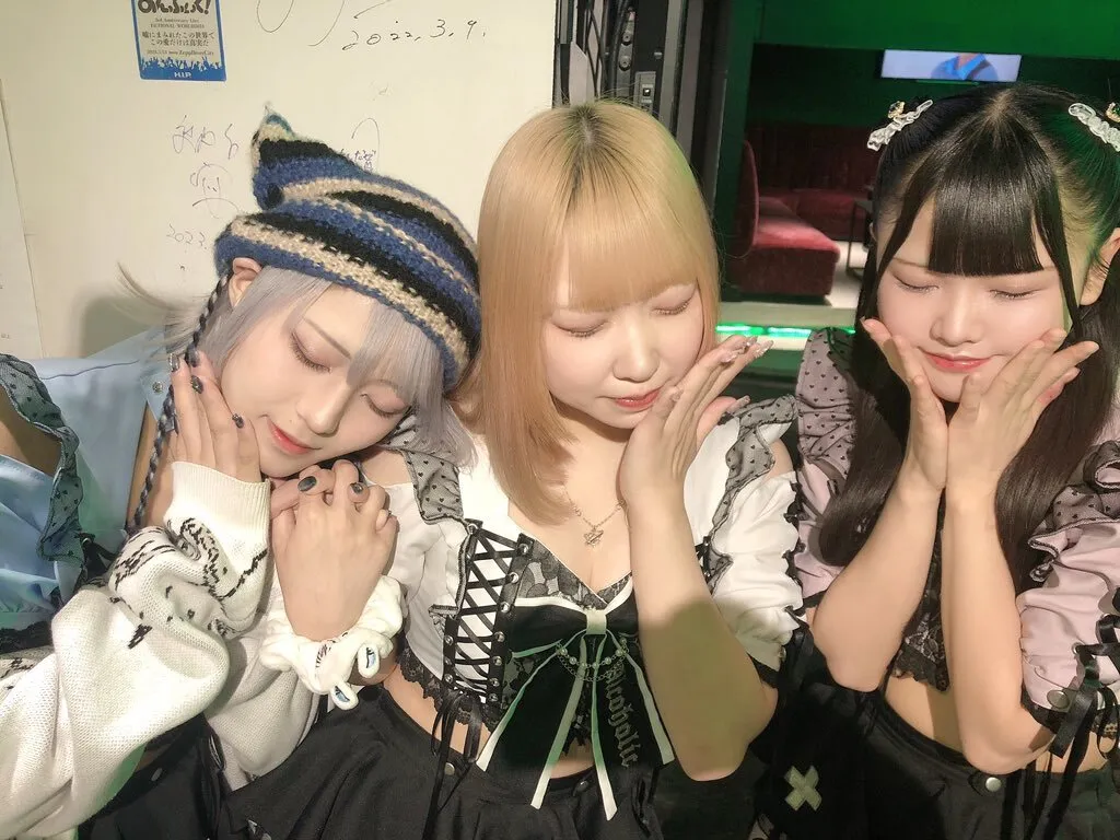 【秋葉原コンカフェ】あるこほりっく(16:00〜25:00)@alcoholic_akiba