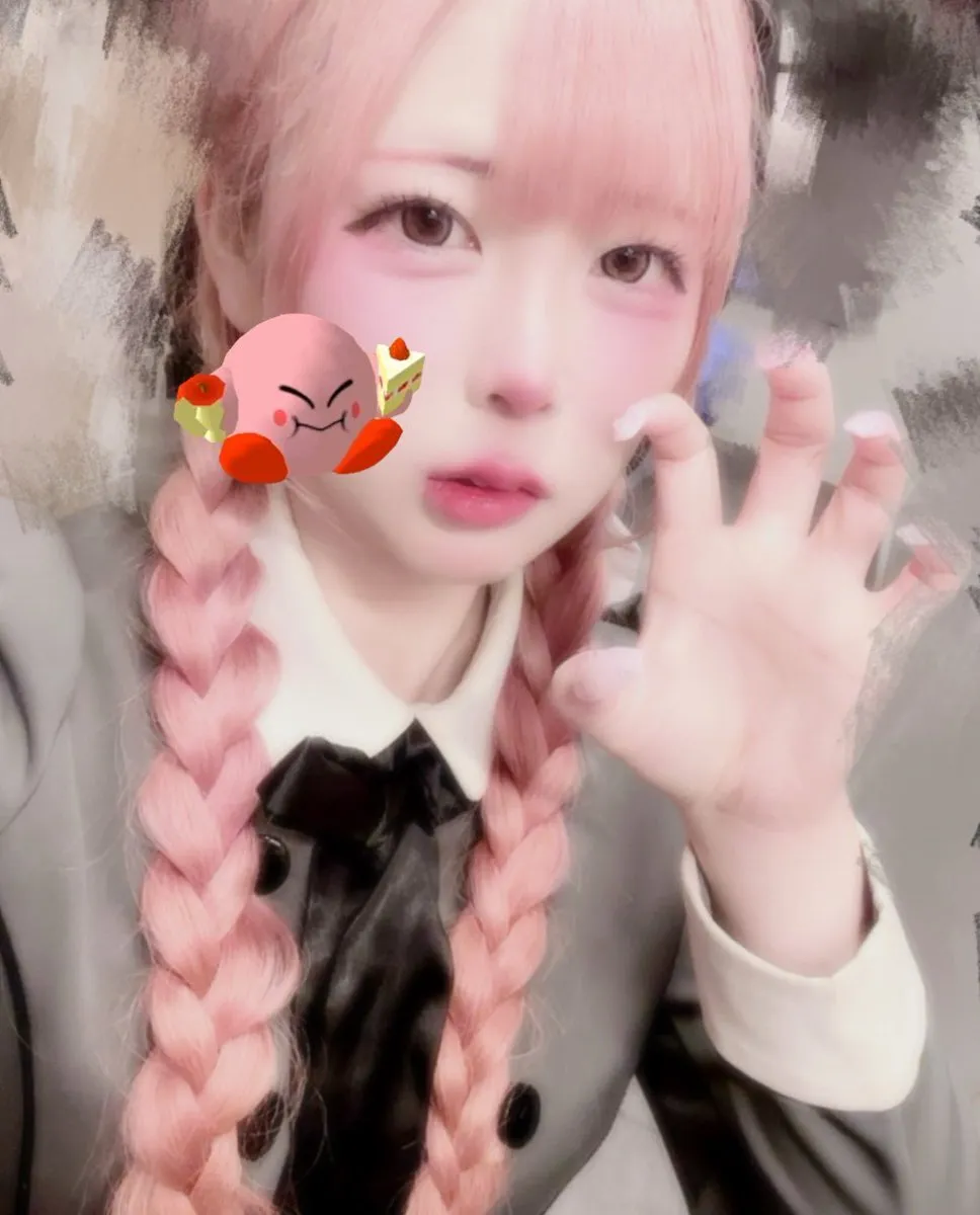 みな@nyam_mina