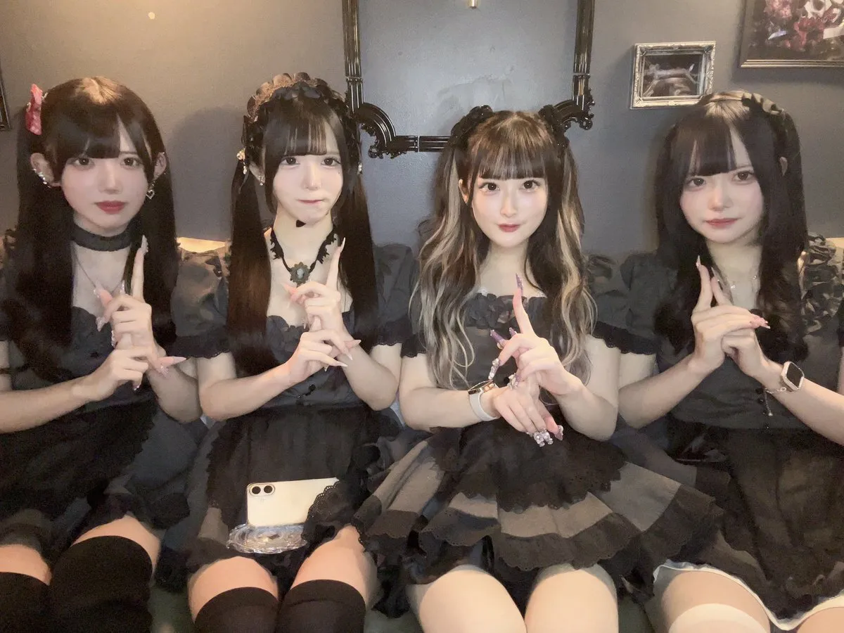 bar rosesta❤︎新宿コンカフェ@bar_rosesta