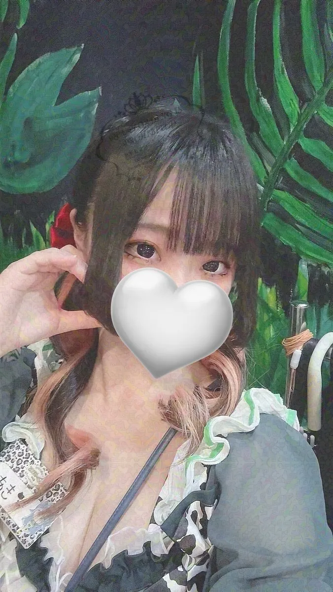 あき@o0akinya0o