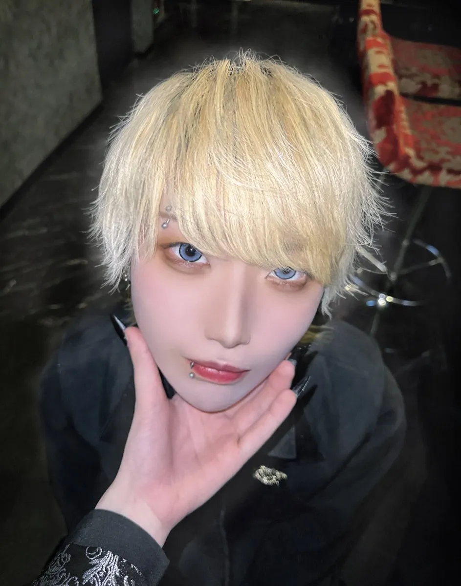 🕷 𝐑𝐢𝐤𝐮 🕷@Riku_MdeROZE