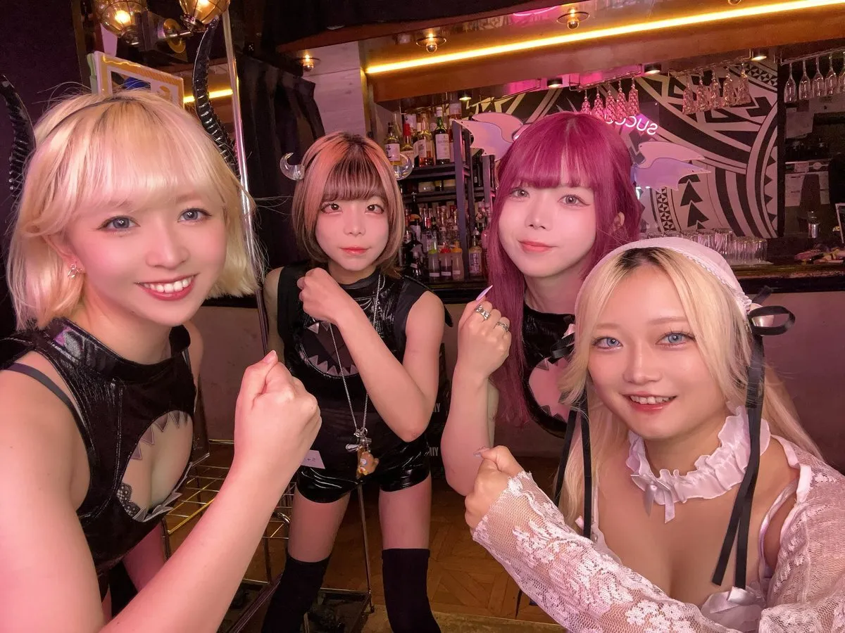 サキュバスシーシャBAR ABYSS 歌舞伎町店@SA_shinjuku