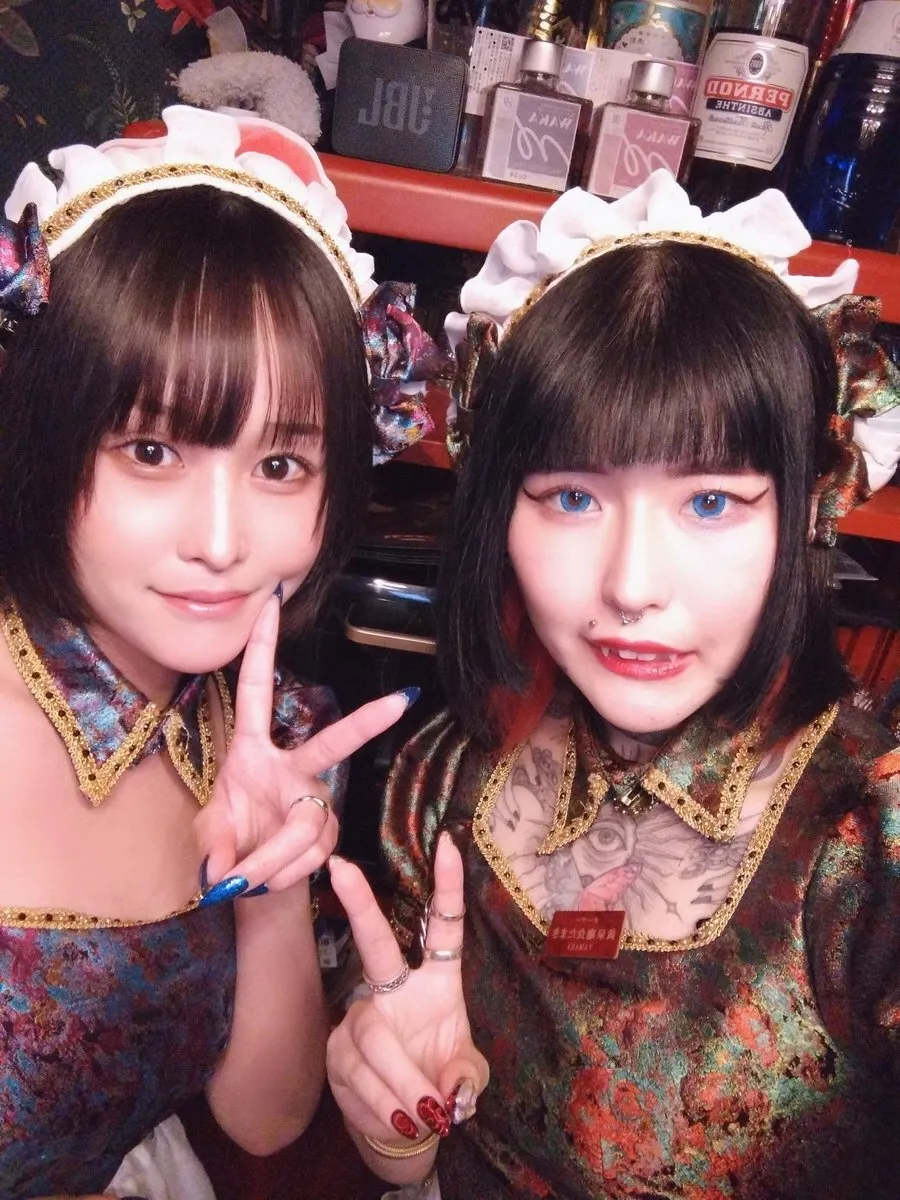 ロマンチックカフェ＆バー ざくろ🦋新宿🦋歌舞伎町🦋コンカフェ@zakuro_roman