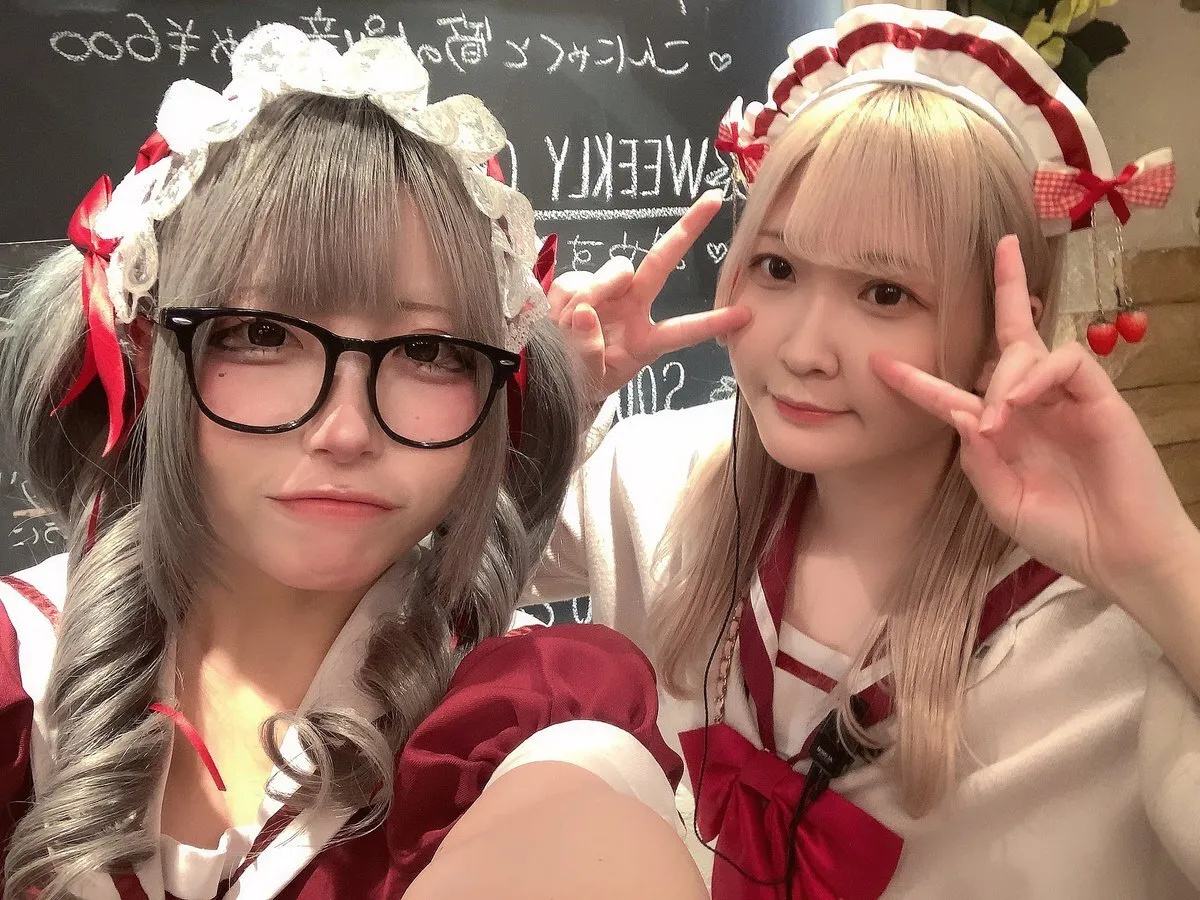 クイーンズコート ~女神の中庭~｜秋葉原メイドカフェ@MegamiTwit