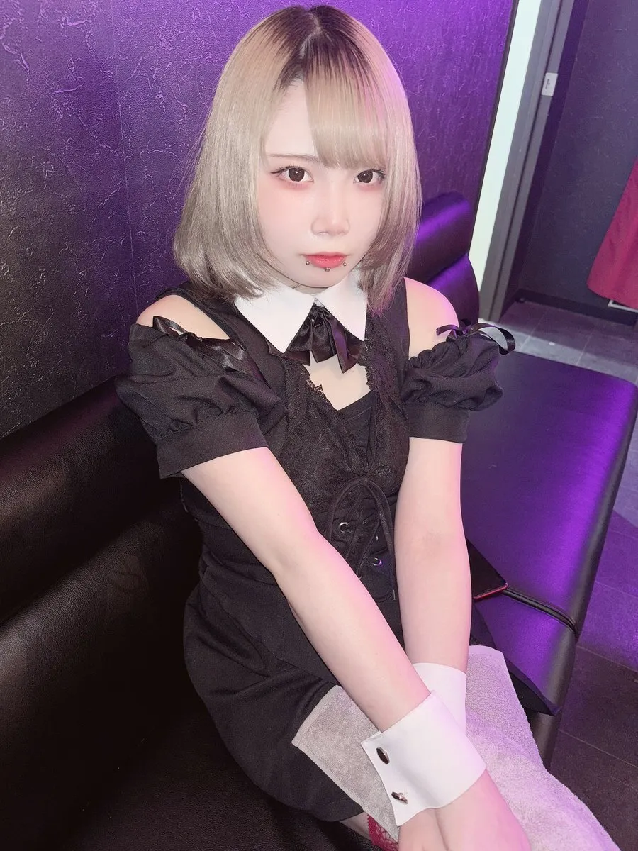 いざな💄　秋葉原ANE-RABI@Izana_1222