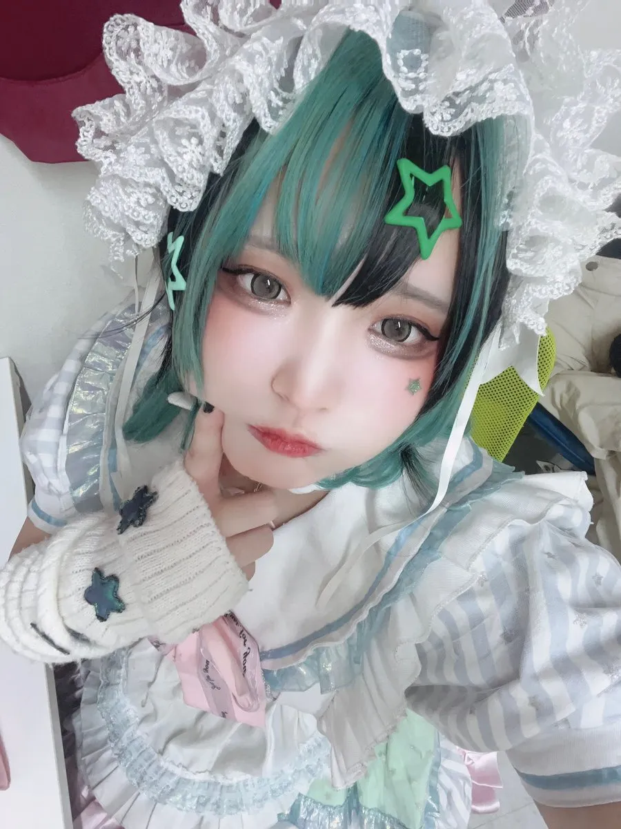 星屑-ﾎｼｸｽﾞ-@hoshikuzu_CARA