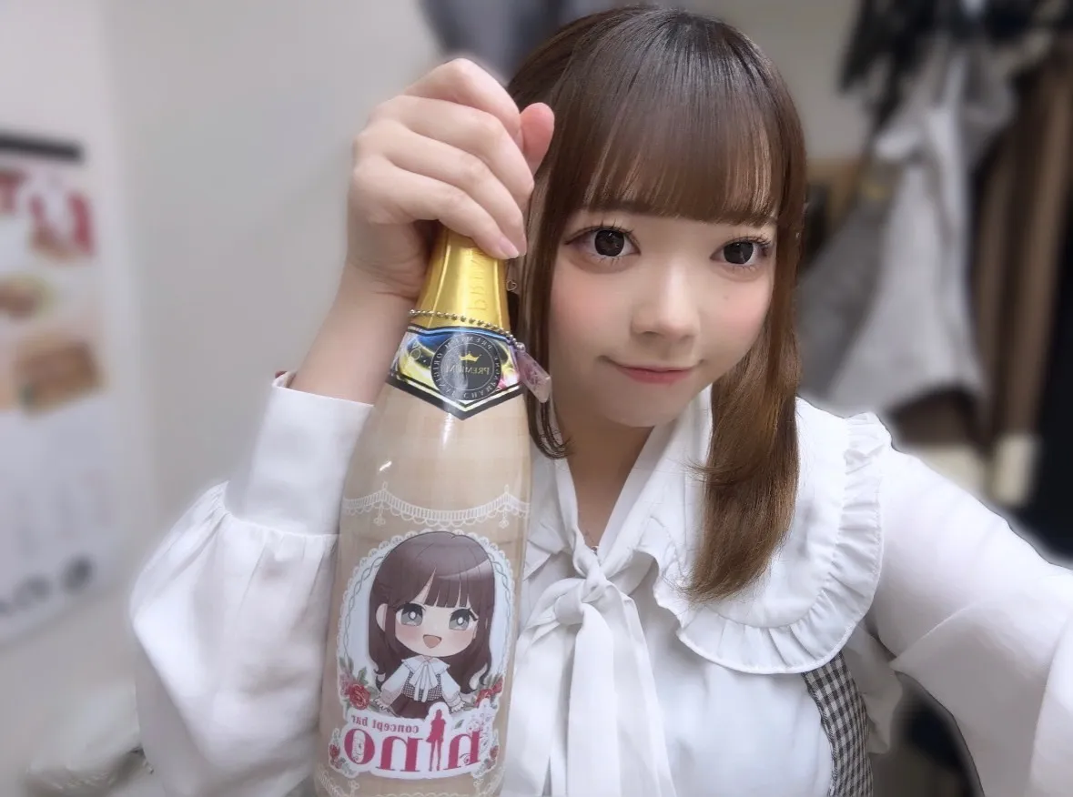 池袋コンカフェ【nino】@Cafe_barnino_