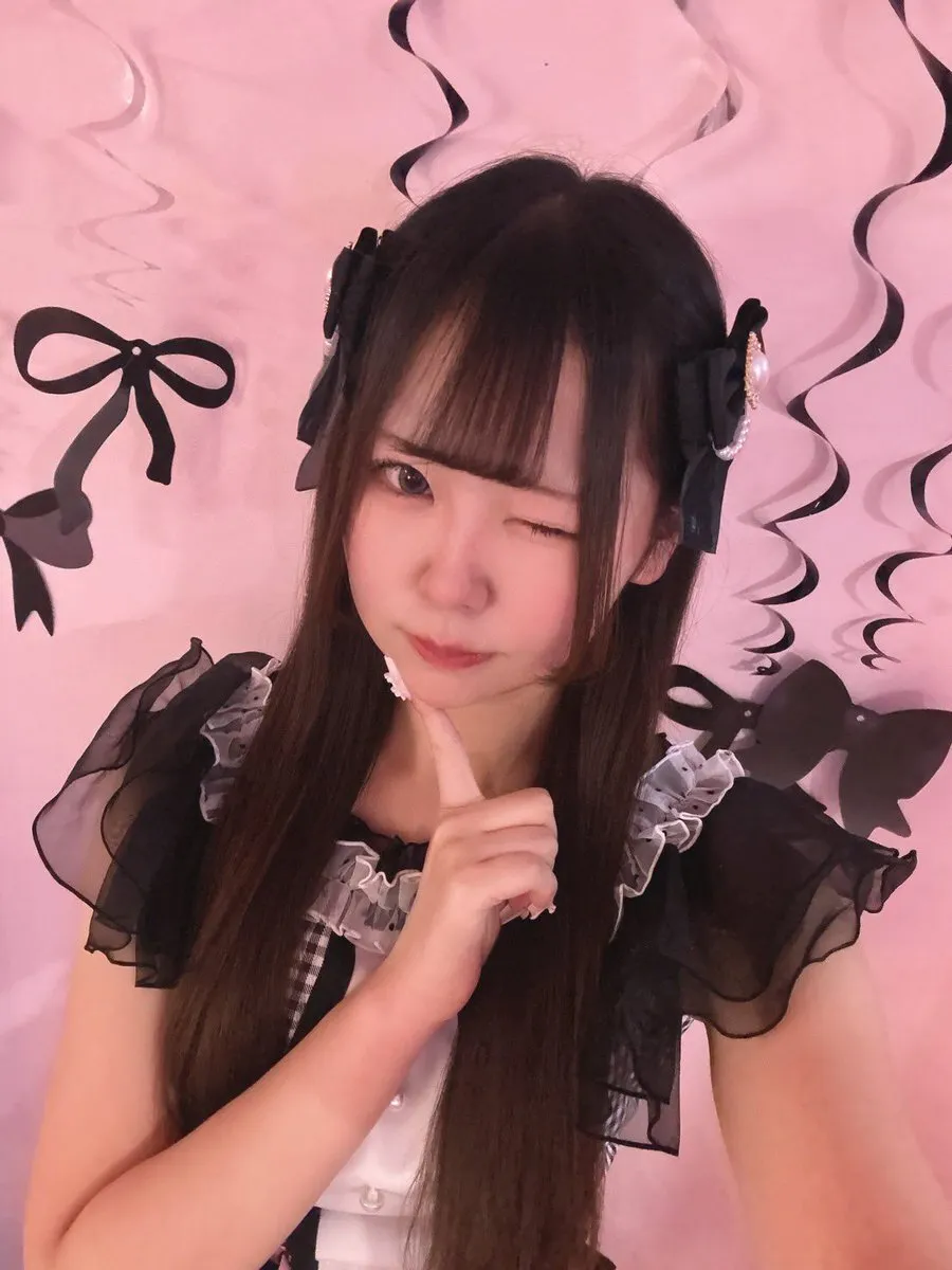 新宿 歌舞伎町 コンカフェ ビビッときたかも！@vvtktkm