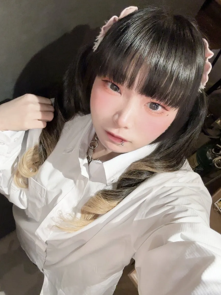 おてて🎸🐇@MAIDROCKCAFE@otete_mrc