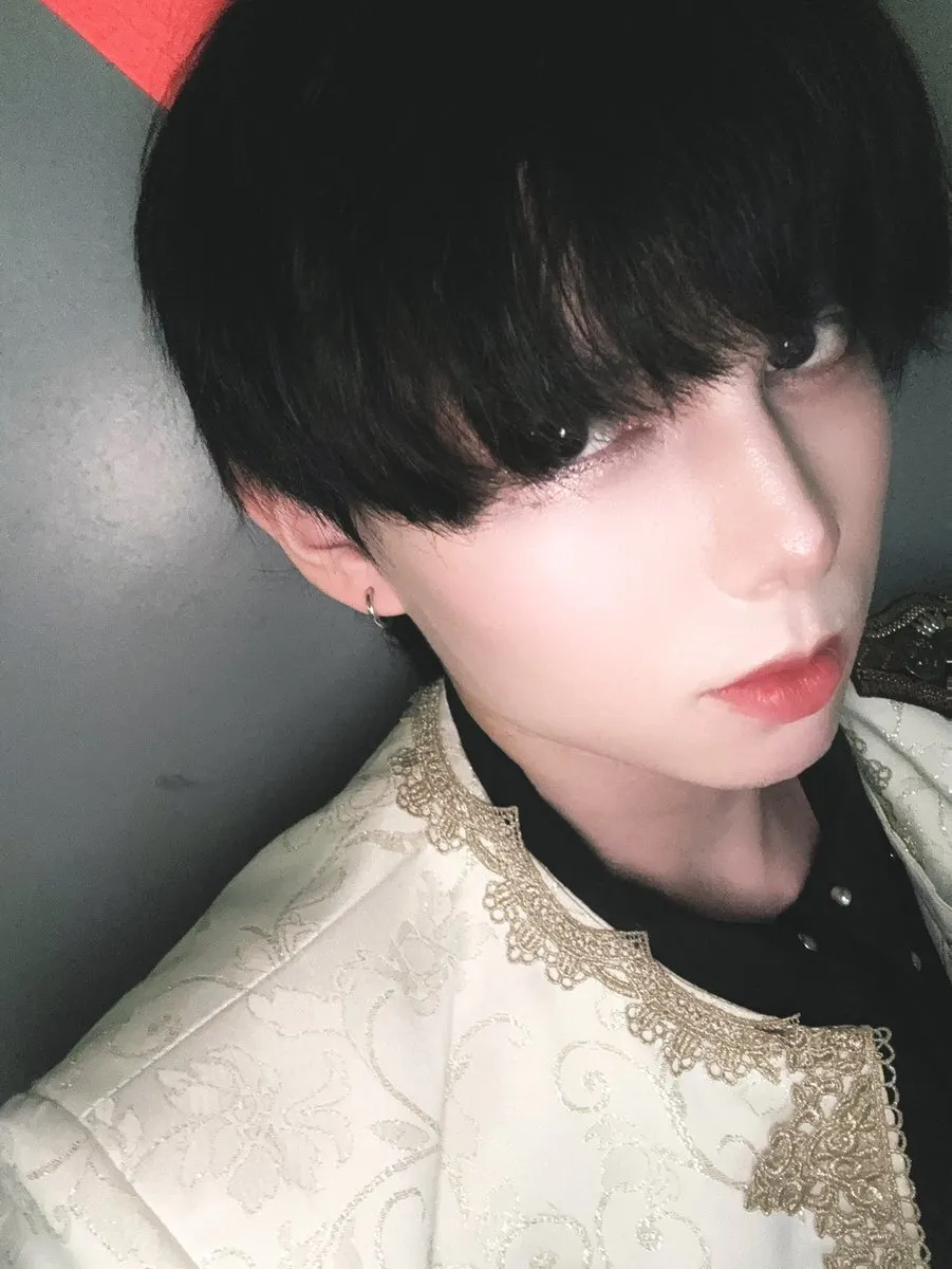 ルナ【WHITE⚜️KINGDOM】@WHITE_Luna04