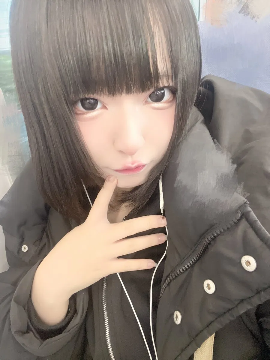 ねね@nene_melanlily