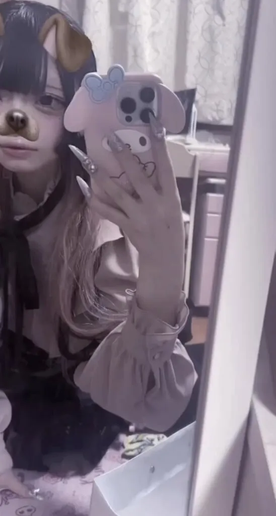 めろ@k_zldj