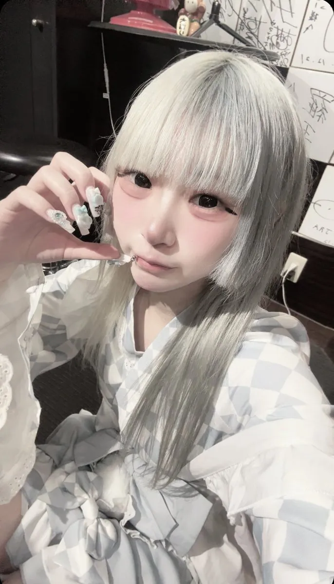 めろ@馬女子BARハーピー@me_l0s2