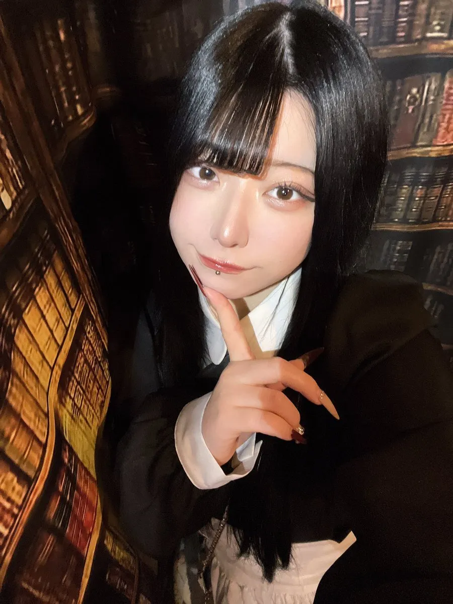 新橋コンカフェ🎀めるてぃめるてぃ🎀魔法魔術の館(インボイス登録店)@shinbasicafe