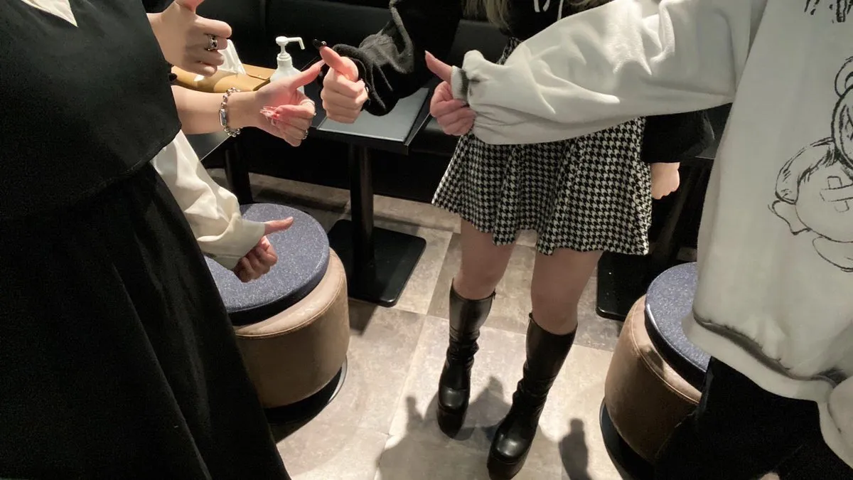 アニソンカラオケバーレイヤーズ@池袋@layers_saki