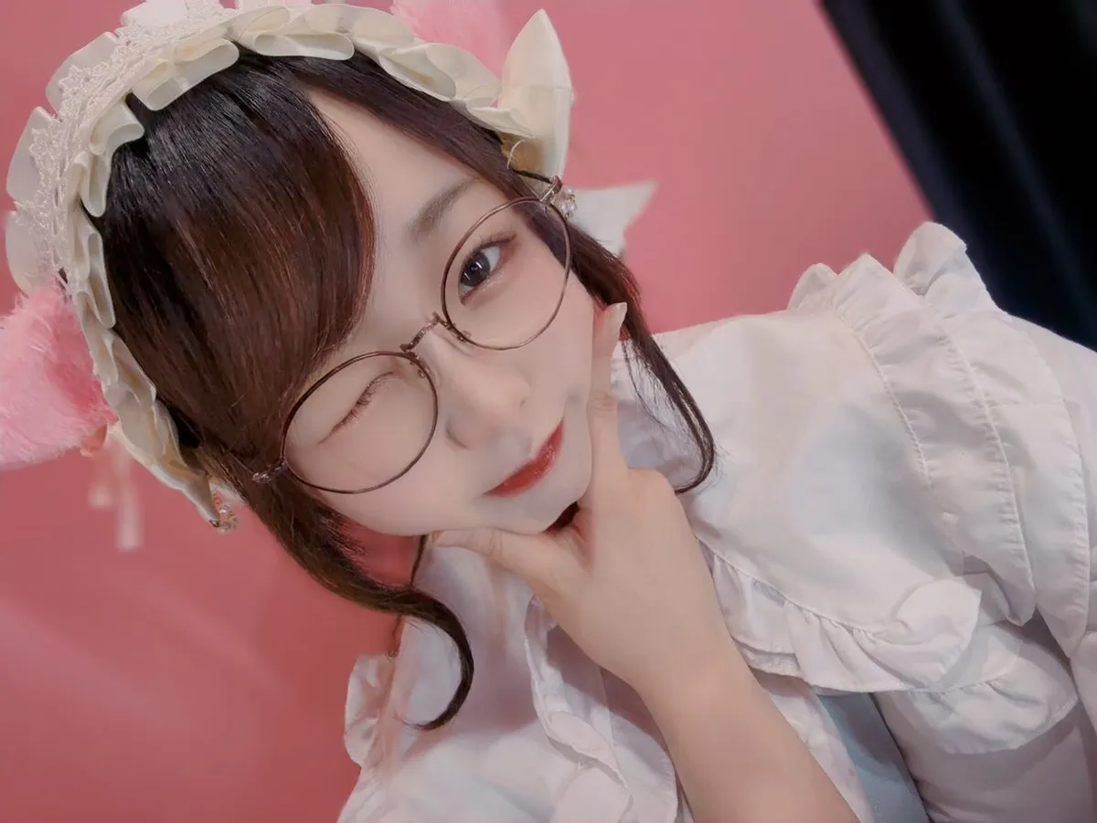 はに@みけねこカフェ秋葉原@hanimikecat