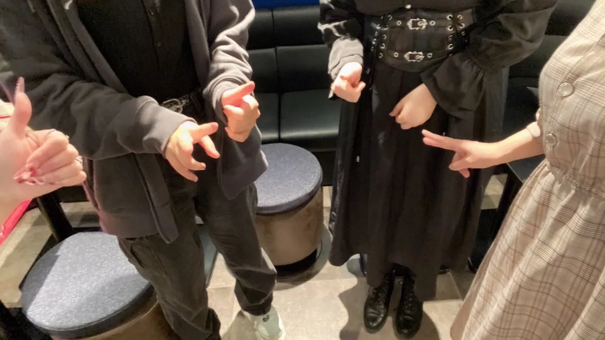 アニソンカラオケバーレイヤーズ@池袋@layers_saki