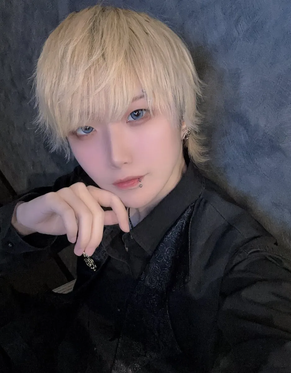 🕷 𝐑𝐢𝐤𝐮 🕷@Riku_MdeROZE