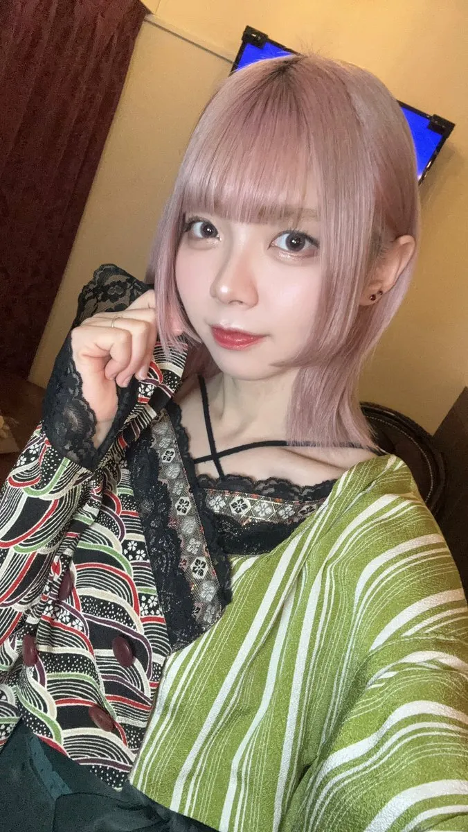 ななえ@nanae_roman