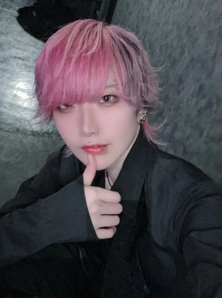 🕷 𝐑𝐢𝐤𝐮 🕷@Riku_MdeROZE