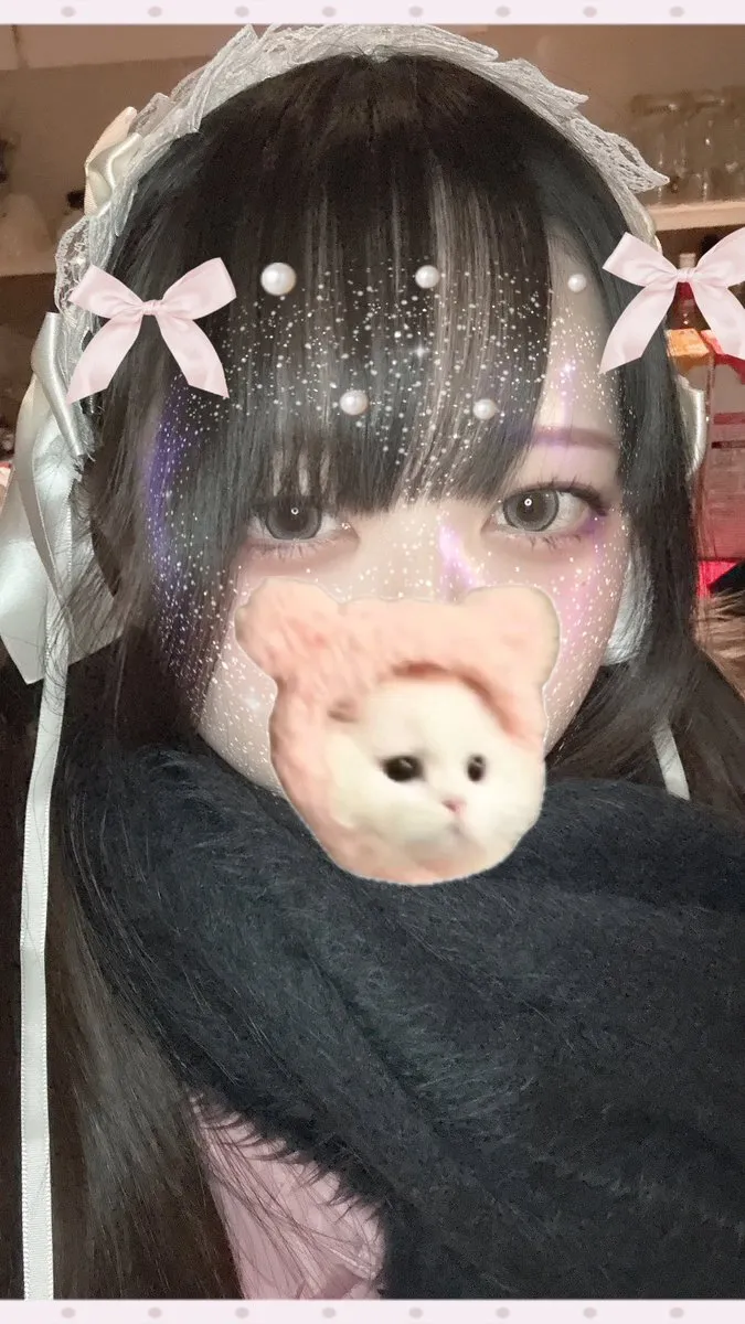 みかり@chloe_i_mikari