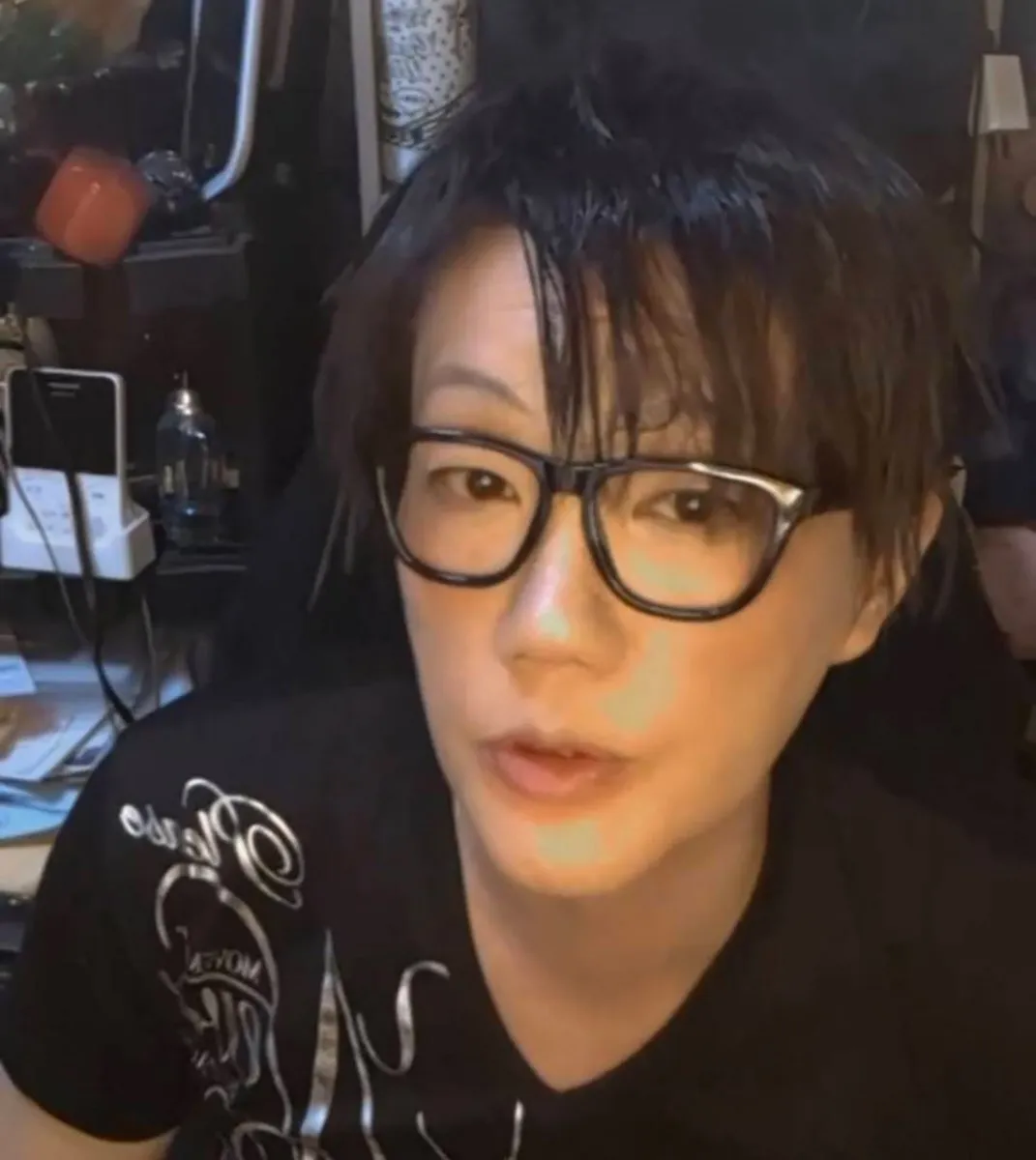 イイネ拡散希望フォロバ100%横浜住みホストホスホス趣味はlive配信推し応援してね東京バイト@kane0409gon