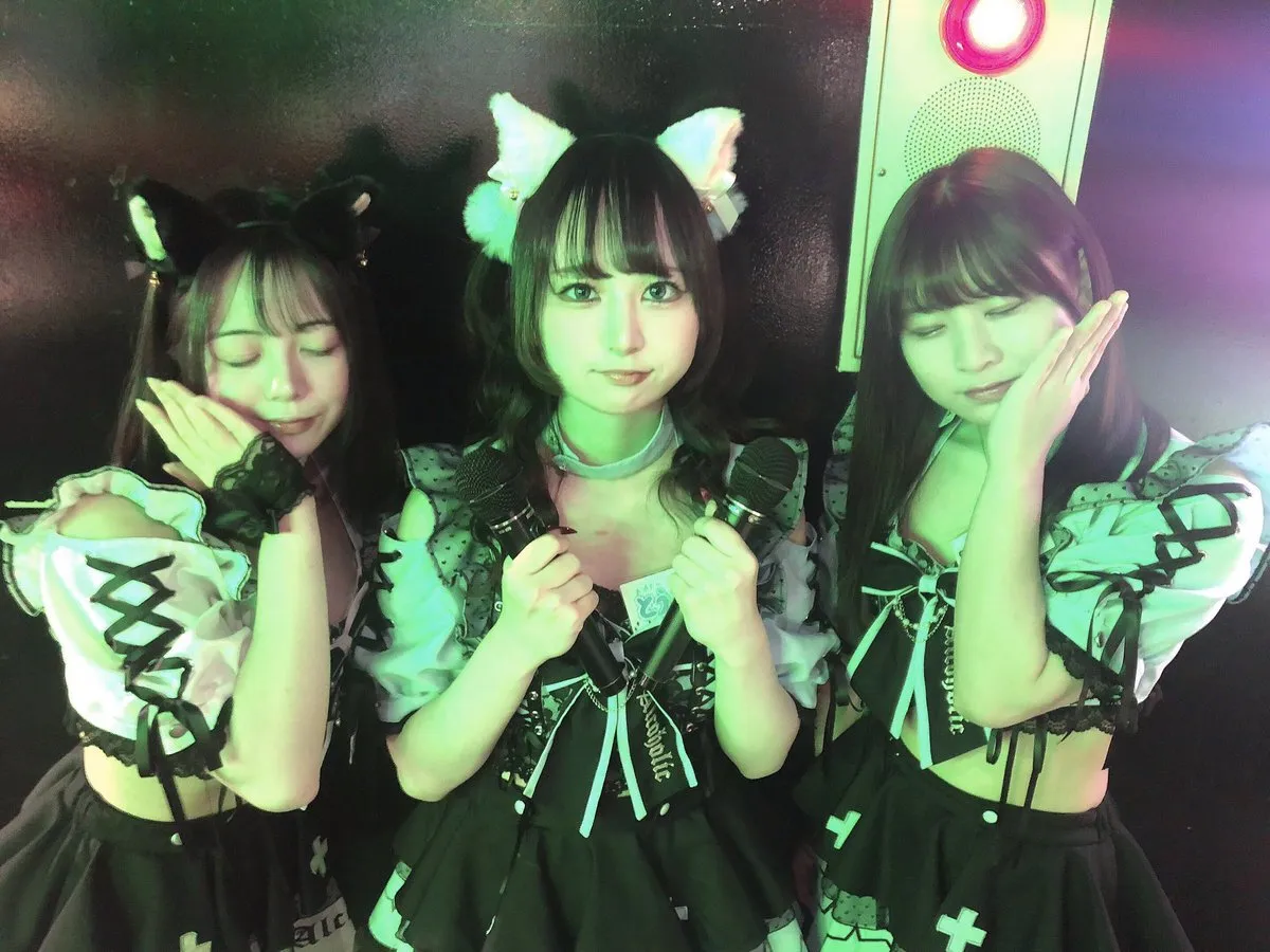 【秋葉原コンカフェ】あるこほりっく(16:00〜25:00)@alcoholic_akiba