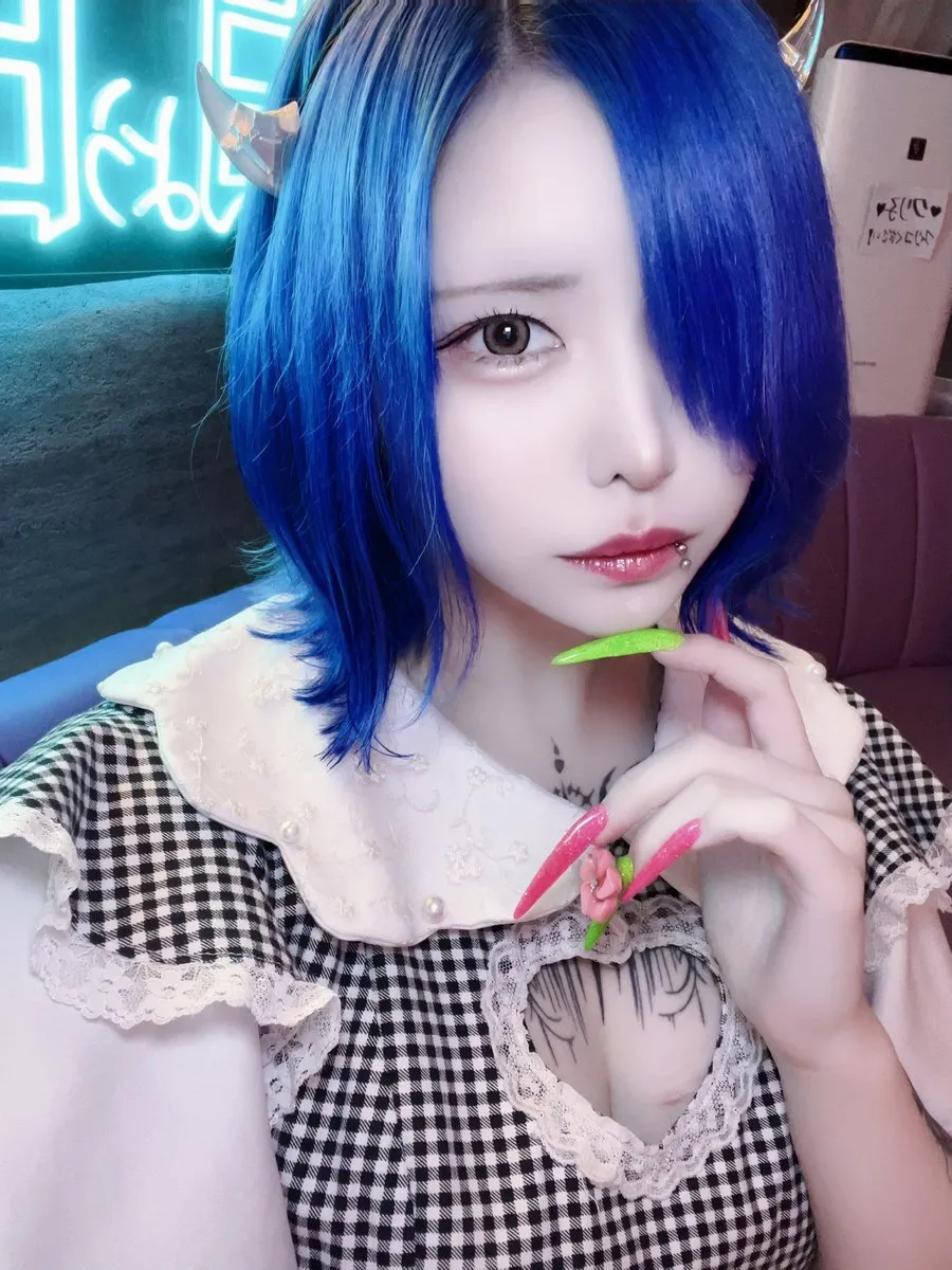 働くみゅるち🦈2/8BDイベ@myuru_suiutsu