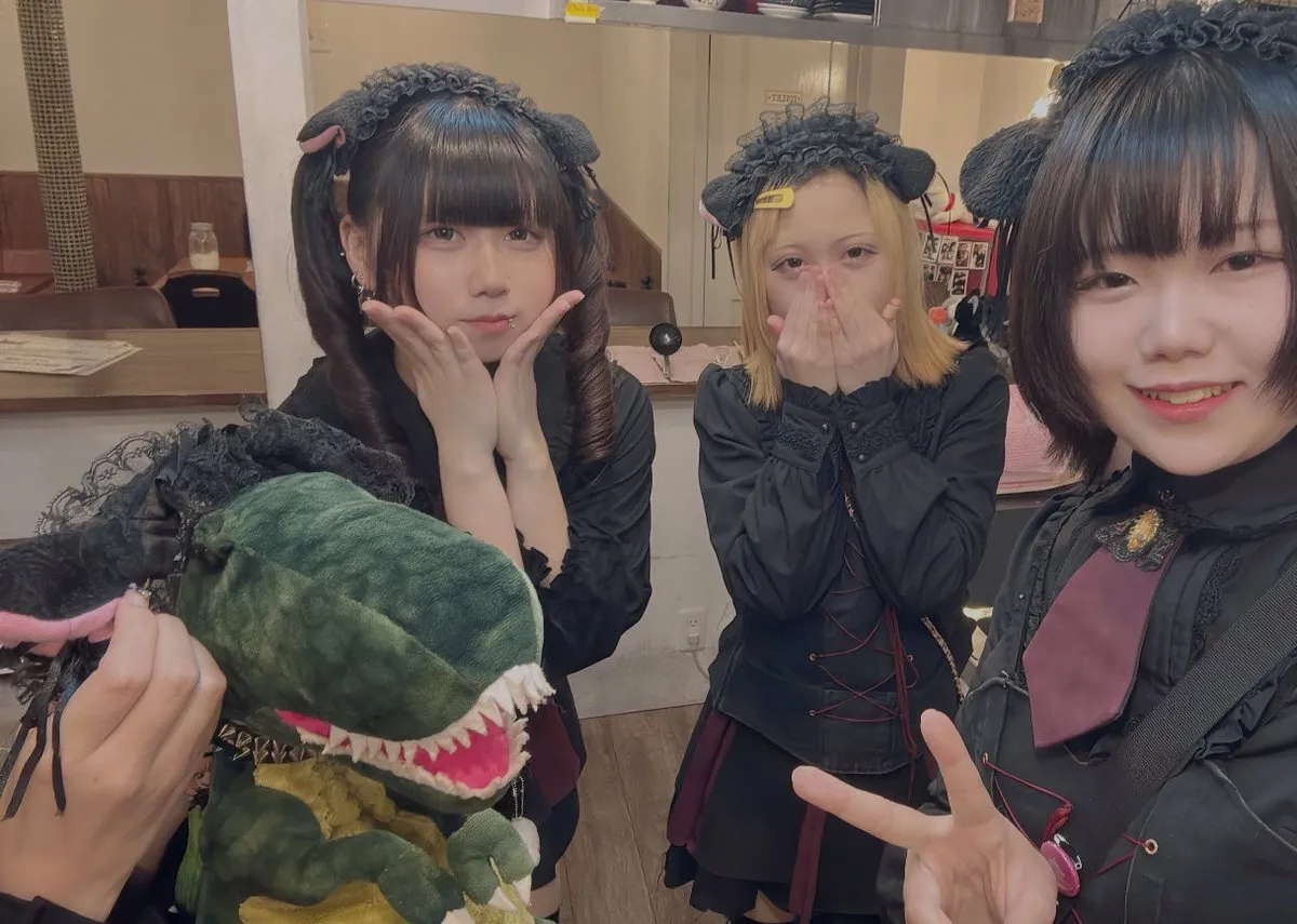 廃墟のエヴァレット大須店RabenSchwarzRitter@Schwarz_evarett