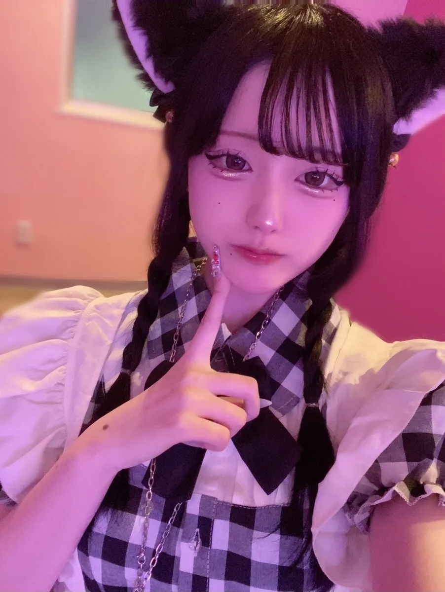 にこ@crayon_nico