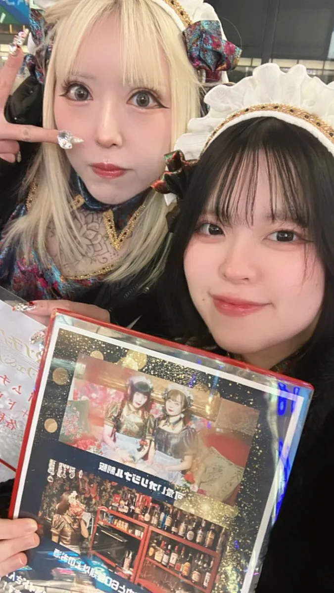 ロマンチックカフェ＆バー ざくろ🦋新宿🦋歌舞伎町🦋コンカフェ@zakuro_roman