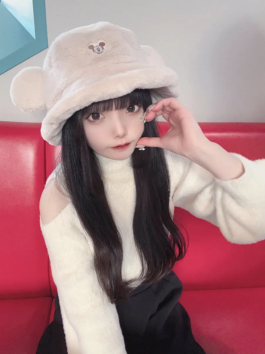 りる@MAIDROCKCAFE@riru_mrc