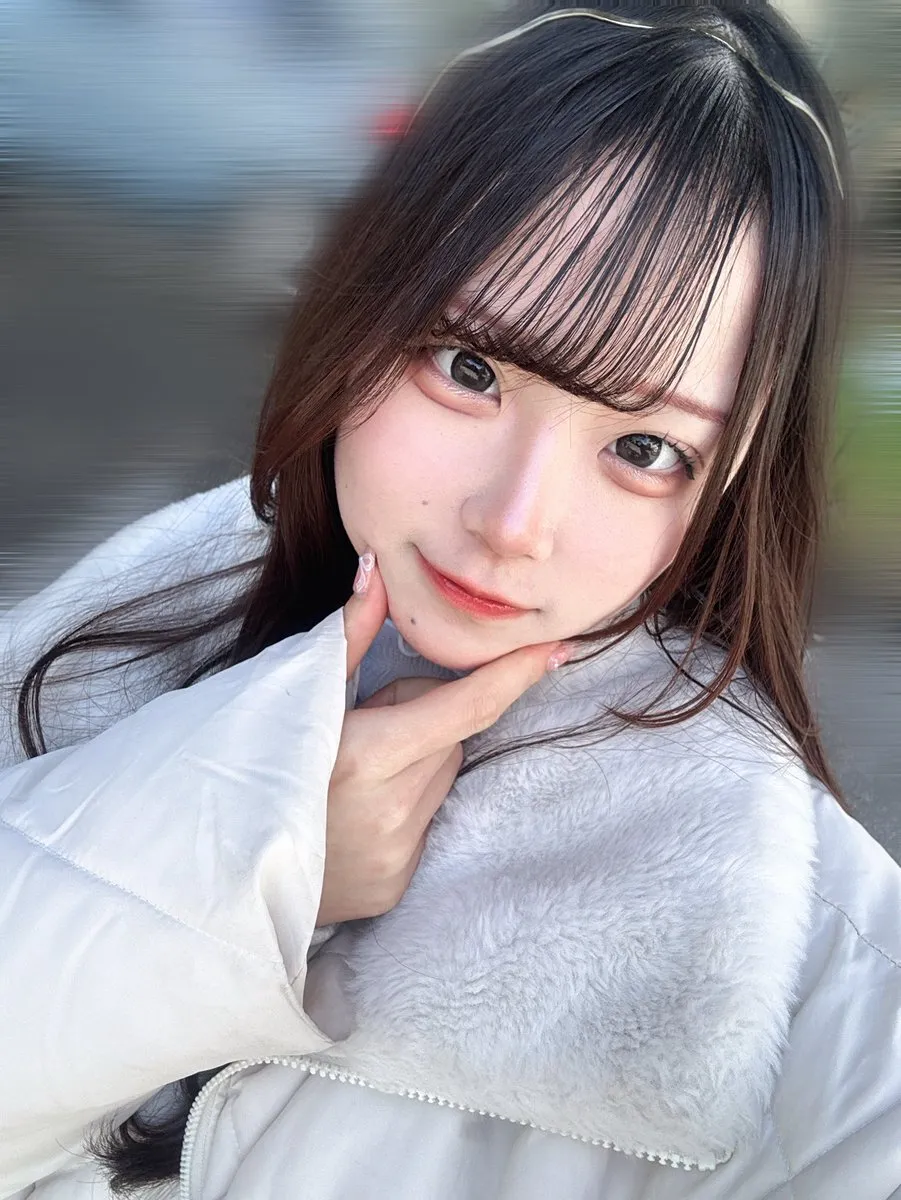 ゆらく@yura9_melanlily