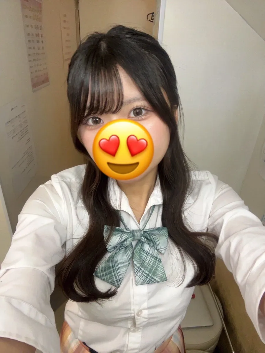 オリーブ池袋【JK制服キャバクラ】@IkbOlive