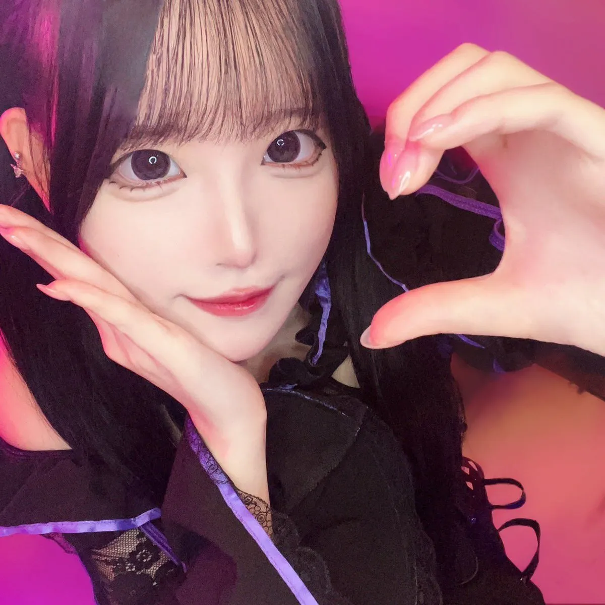 日本で一番新宿駅に近いガールズバー/コンカフェ　Utopia@ShinjukuUtopia