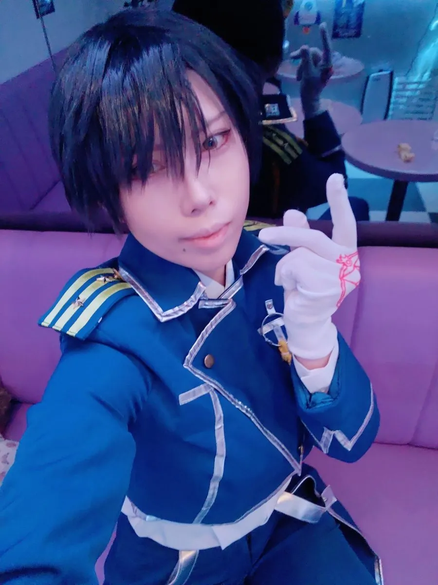 しの（ぴっぴのちゃん🧣）長身むきむき髭おぢさん@polon_shino