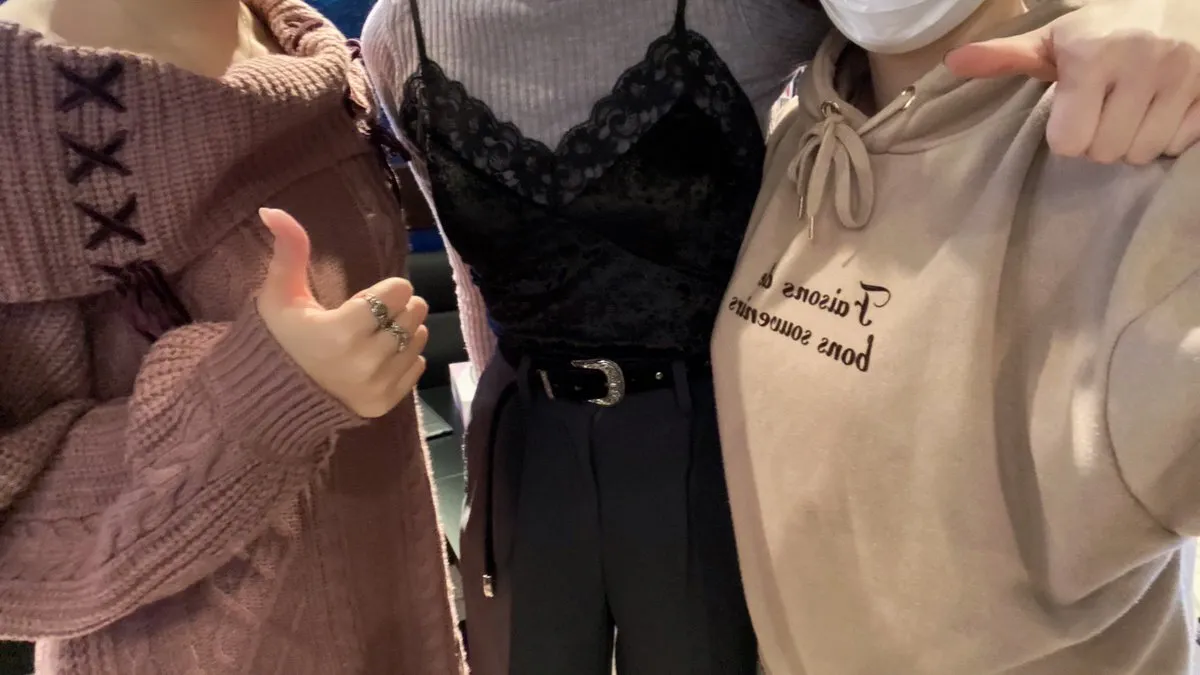 アニソンカラオケバーレイヤーズ@池袋@layers_saki