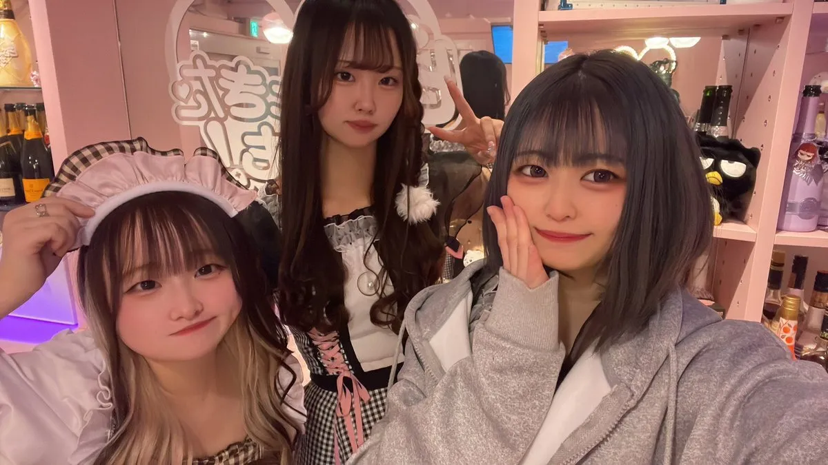 新宿 歌舞伎町 コンカフェ ビビッときたかも！@vvtktkm