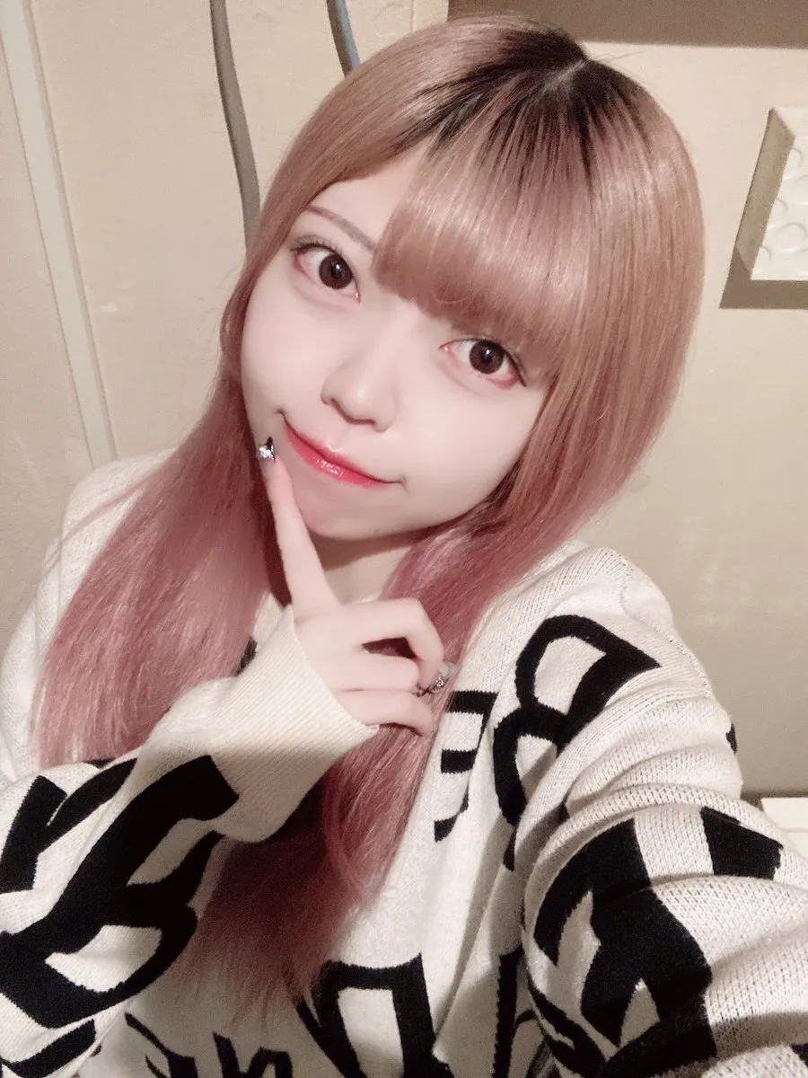 れい🐭💩もふる宗右衛門町ミナミのコンカフェ るうの@rei_mofru