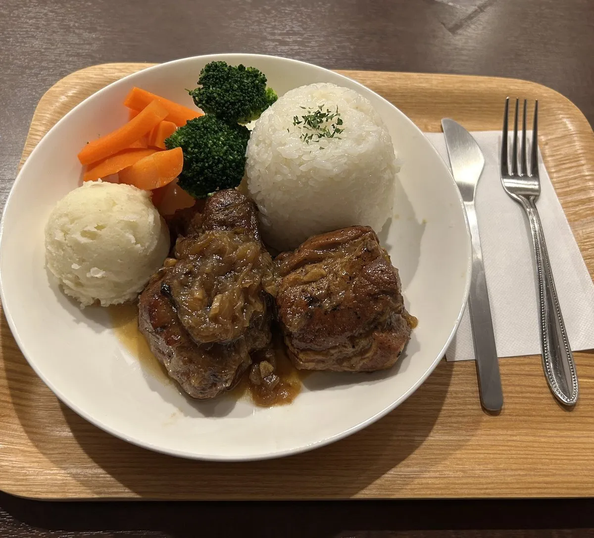 Montecito（モンテシート）@Montecito_Maid